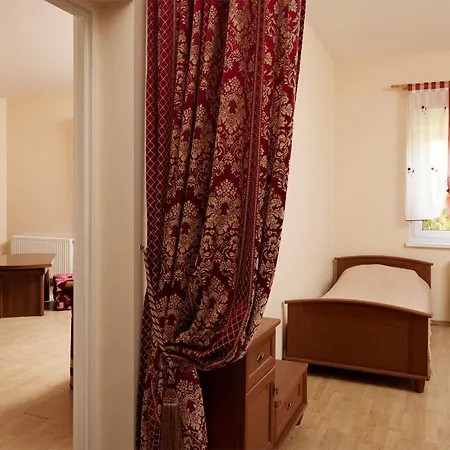 Dom Na Wzgorzu بيت ضيافة 3*